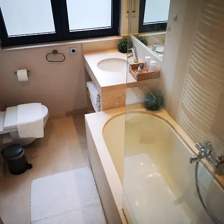 Shs City Belair Apartment